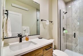 Government Camp Vacation Rental w/ Private Hot Tub