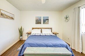 Pet-friendly Santa Maria Condo w/ Balcony!