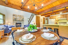 Traditional Blakeslee Chalet: Deck & Lake Access!