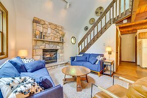 Traditional Blakeslee Chalet: Deck & Lake Access!