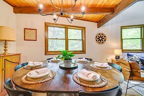 Traditional Blakeslee Chalet: Deck & Lake Access!