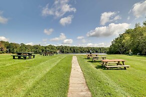 Traditional Blakeslee Chalet: Deck & Lake Access!