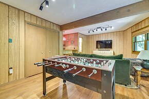 Traditional Blakeslee Chalet: Deck & Lake Access!