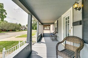 Pet-friendly Home w/ Yard, Near Downtown Royal Oak