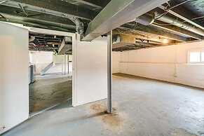 Pet-friendly Home w/ Yard, Near Downtown Royal Oak