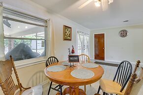 Cozy Home in Montgomery ~ 3 Mi to ASU Campus!