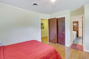 Cozy Home in Montgomery ~ 3 Mi to ASU Campus!