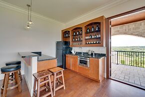 Groveland Home w/ Pool: Luxurious Lakefront Oasis!