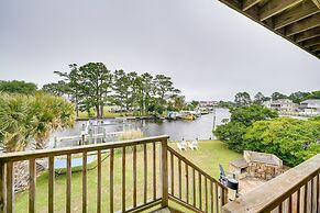 Waterfront Outer Banks Home w/ Beach Access