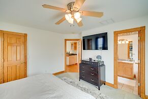 Waterfront Outer Banks Home w/ Beach Access