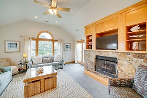 Waterfront Outer Banks Home w/ Beach Access