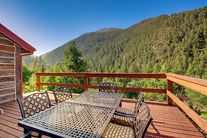 Secluded Livingston Retreat w/ Deck + Fire Pit!