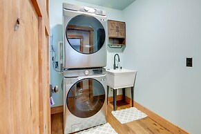 Secluded Livingston Retreat w/ Deck + Fire Pit!