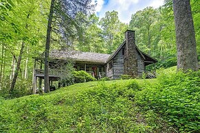 Topton Cabin w/ Hot Tub - 6 Mi to Nantahala Lake!