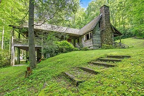 Topton Cabin w/ Hot Tub - 6 Mi to Nantahala Lake!