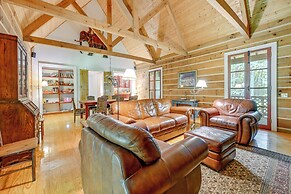 Topton Cabin w/ Hot Tub - 6 Mi to Nantahala Lake!