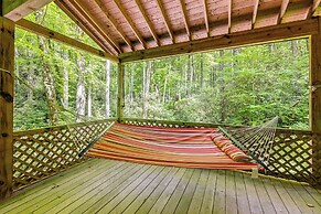 Topton Cabin w/ Hot Tub - 6 Mi to Nantahala Lake!