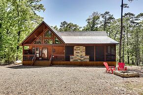 Cozy Broken Bow Rental Cabin w/ Private Hot Tub!