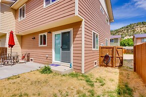 Dolores Townhome w/ Mountain Views: Near River!