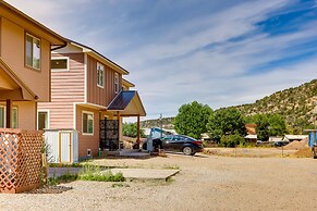 Dolores Townhome w/ Mountain Views: Near River!