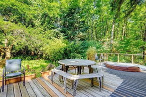 Enchanting Arch Cape Retreat w/ Hot Tub, Fireplace