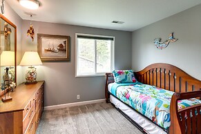 Coastal Bandon Vacation Rental: Walk to Beach!