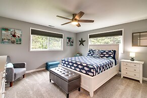 Coastal Bandon Vacation Rental: Walk to Beach!