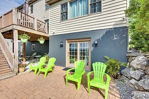 Mountville Rental w/ Private Patio & Gas Grill!