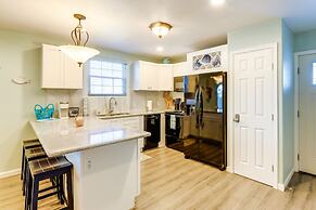 Heron Bay Cottage w/ Patio in Rockport!