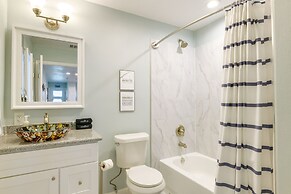 Heron Bay Cottage w/ Patio in Rockport!