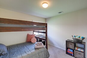 Family-friendly Killeen Home w/ Covered Patio!