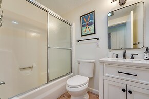 Ski-in/ski-out Peru Condo w/ Fire Pit & Grill!