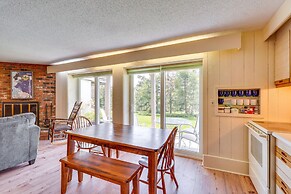 Ski-in/ski-out Peru Condo w/ Fire Pit & Grill!