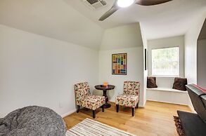 Montgomery Home w/ Yard, Pool & Hot Tub!