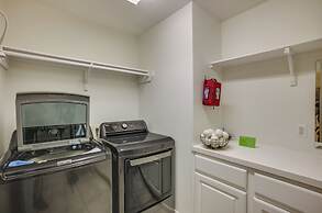 Montgomery Home w/ Yard, Pool & Hot Tub!