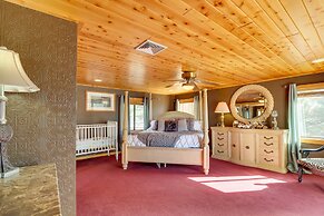 Near Sitgreaves Natl Park: High Country Farmhouse