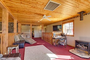 Near Sitgreaves Natl Park: High Country Farmhouse