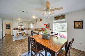 Mcqueeney Home w/ Grill ~ 10 Mi to New Braunfels