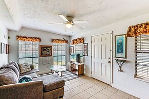 Garland Home w/ Patio, Long-term Stays Welcome!