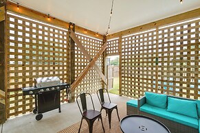 Kill Devil Hills Retreat w/ Gas Grill & Deck!