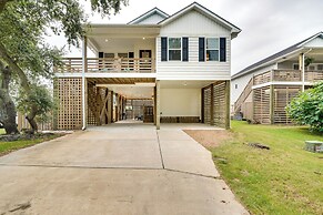 Kill Devil Hills Retreat w/ Gas Grill & Deck!