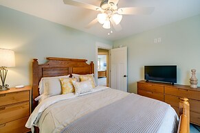 Kill Devil Hills Retreat w/ Gas Grill & Deck!