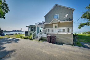 Weymouth Waterfront Getaway w/ Swim Spa & Hot Tub