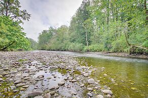Riverfront Rental w/ Deck: 4 Mi to Wallace Falls!