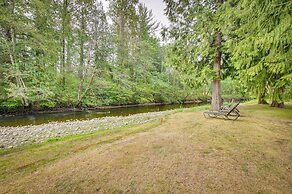 Riverfront Rental w/ Deck: 4 Mi to Wallace Falls!