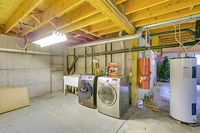 Riverfront Rental w/ Deck: 4 Mi to Wallace Falls!