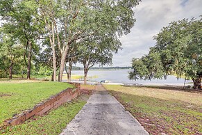 Lakefront Keystone Heights Home w/ Boat Ramp!