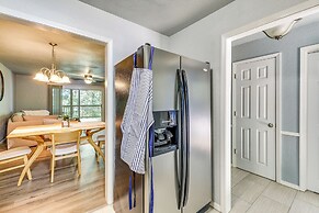 Serene Bella Vista Getaway Near Trails!