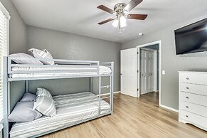 Serene Bella Vista Getaway Near Trails!