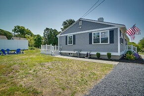 Newly Renovated Dennis Port Home: Close to Beaches